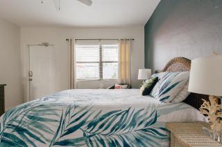 Private Studio Walk to Beach -- Apartment 2 - Pompano Beach - 8