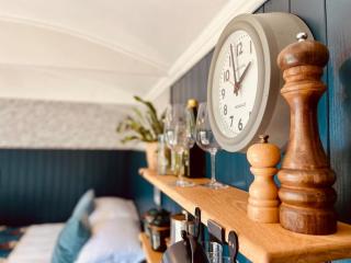 The Field Room - Hut on The Lizard - Helston - 6