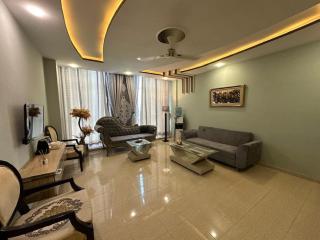 Sikandar Suite 2 - - 0