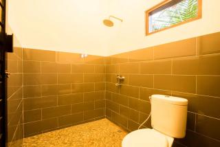 3BDR Compact Budget House - a big and light one - 3