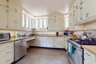 Waquoit Bay Bungalow - East Falmouth - 2