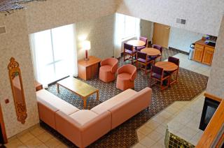 Budget Host Inn - Allegan - 7