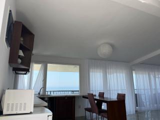 Apartment Light House - Dobra Voda - 3