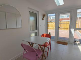 Gated 2 Guests Private House Free Parking - Bristol - 7