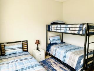 3-2 Pool Home Located In Sunset Ridge Community!! - Davenport - 8