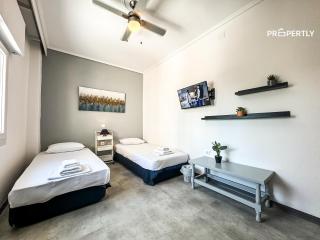 Seaside Deluxe Apartment #PROPERTLY - Nea Plagia - 9