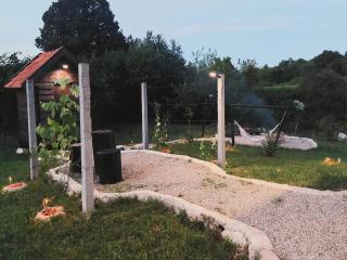 Lone Coyote - Slunj - 8