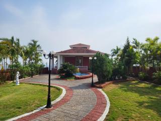 Paras Holiday Home - Satara - 9