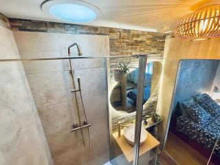 Appart Lumineux avec Jardin et Jacuzzi - Chambre Parentale - Full AC - Proche - CDG - Stade de France - Parc des Expositions - 4
