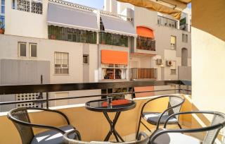 Gorgeous Apartment In Fuengirola - Fuengirola - 9