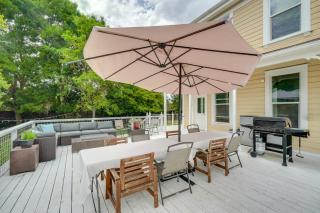 Modesto Mansion on 2 Acres - Great for Families! - 7