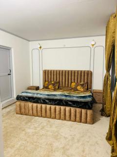 OLIVE VENTURE h&r - Srinagar - 5