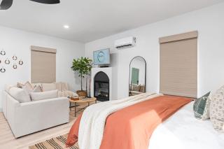 Caroline's Cottage Hot tub Firepit sleeps 2 - Fredericksburg - 1