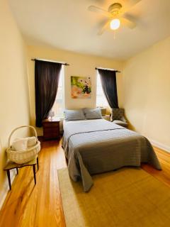 Cozy 2BR Escape, Steps to Transit, Close to NYC - Jersey City - 0