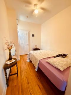 Cozy 2BR Escape, Steps to Transit, Close to NYC - Jersey City - 8