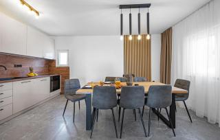 Lovely Home In Plastovo With Sauna - - 6