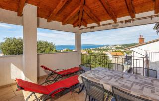 Gorgeous Apartment In Novi Vinodolski With Wifi - 9