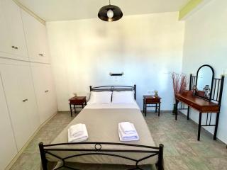 Eutopia House - Plaka Milou - 4