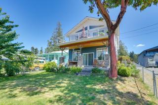 Walk to Water Camano Home with Ocean-View Deck - Camano - 9