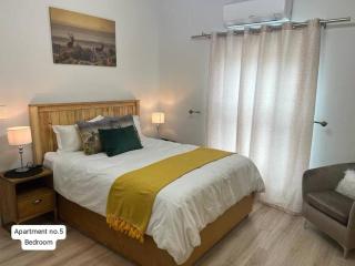 Serena Inn Apartment no5 Self Catering - Cape Town - 7