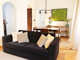 Vintage 2 BD Central Apartment by Hostlovers - Lissabon - 5
