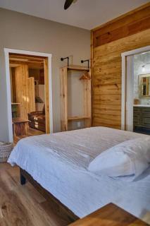 Serenity Barn - 3