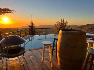 Bakish Peaks- Sumptuous Villa with Pool, Gardens, Gym, Sauna and Concierge - - 1