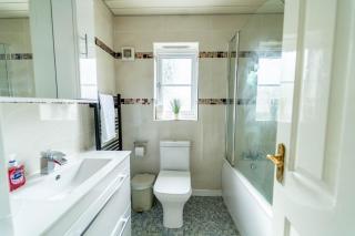 Free Parking - Large House - Groups - Wolverhampton - 3