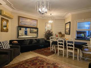 Private villa suitable for families with stunning sea views - Büyükçekmece - 3