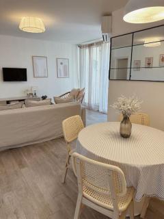 Lovely 1 BR apt near beach with private parking - Dubrovnik - 2