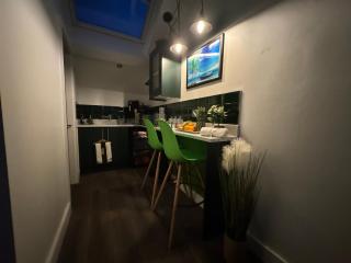 Southgate Luxury Apartments - Elland - 1