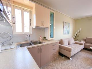 Joel's House - Sarandë - 1
