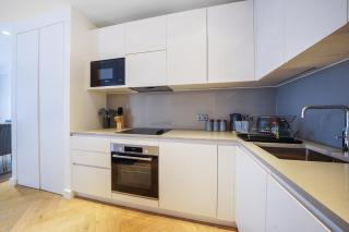The Zurich Apartment, 6 beds, 15mins to Central London, 10mins Wembley stadium - Londra - 4