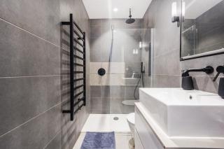 The Zurich Apartment, 6 beds, 15mins to Central London, 10mins Wembley stadium - Londra - 1