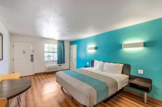Motel 6-Georgetown, TX - 7