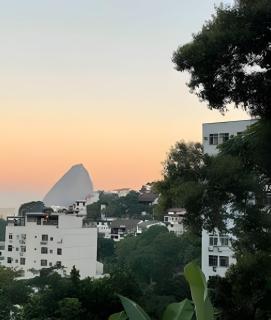 Excelente Espaço Econômico em Laranjeiras - Rio de Janeiro - 0