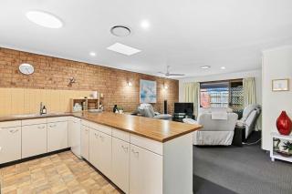 Seabatical on Cypress - Urangan - 5