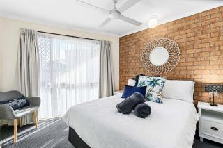 Seabatical on Cypress - Urangan - 7