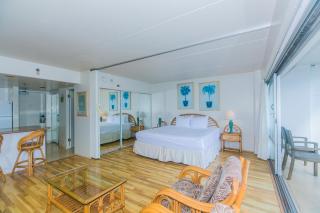 Ilikai Tower 1817 City View 1BR - Honolulu - 2