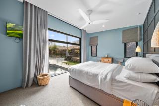 Luxurious 2-Bed Pool, Lift, Alfresco Dining - Canberra - 7