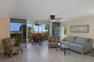 Gorgeous Gulf Front Townhome on East End - 9