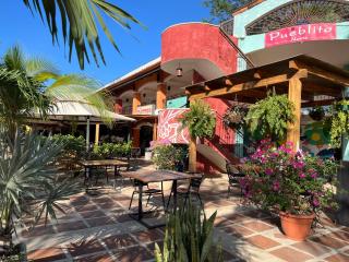 Emerald Haven Second Floor Studio Mins From Beach - Coco - 3