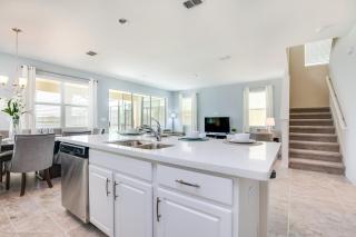 Last Minute Disney Getaway! Private Pool, Hot Tub & Games Room. Book Now! #18304 - Kissimmee - 8