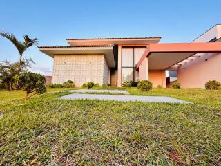 Casa de alto padrão Familys House - 5