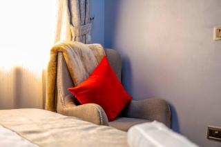 Trinity Furnished Apartment-Your Perfect Couples Getaway Buwaate - 5