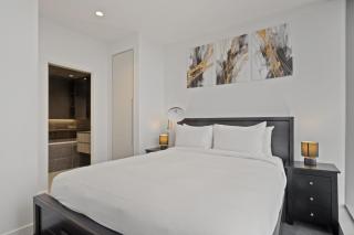 Chic 2-Bed Melbourne CBD Flat with Pool & Sauna - Melbourne - 2