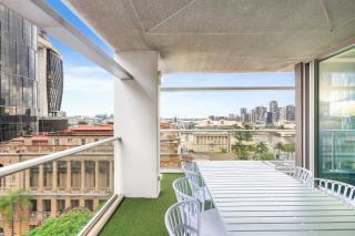 2-Bed Brisbane City Pad with Pool & Gym - Brisbane - 6