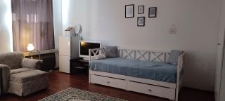 Toimisto-Majoitus D - 7