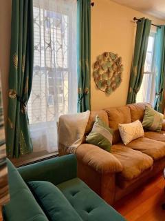 Your Home Away from Home - Jamaica Plain, Boston - 3