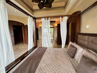 Stunning Ocean View Chateau - Experience it All - 5